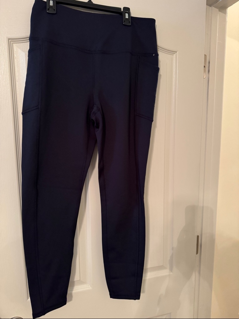 High-Waist Dark Navy Spyder Leggings with Side Pockets and Fleece Lining